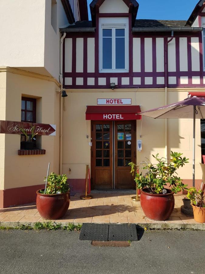 Hotellerie Normande Dozule Екстер'єр фото