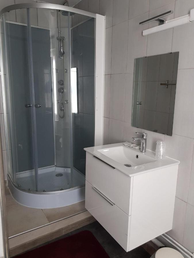 Hotellerie Normande Dozule Екстер'єр фото