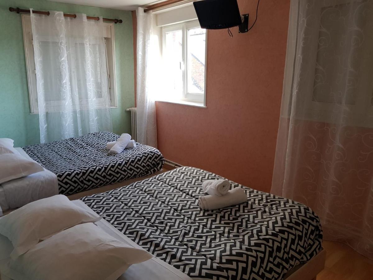 Hotellerie Normande Dozule Екстер'єр фото